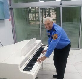 Николай
